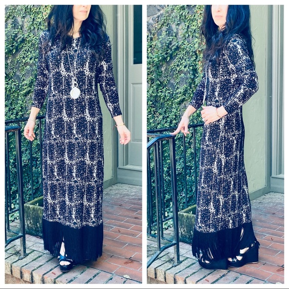 STUNNING MAXI FRINGE DETAIL DRESS - Picture 2 of 7